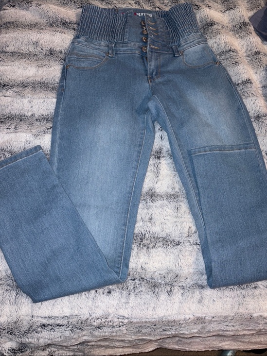 moda express Denim - NWT Moda Express Butt lifting High-Waisted Smocked Jeans